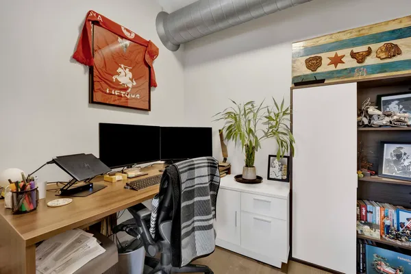 $419,999 | 1151 West 15th Street, Unit 401, Chicago, IL 60608