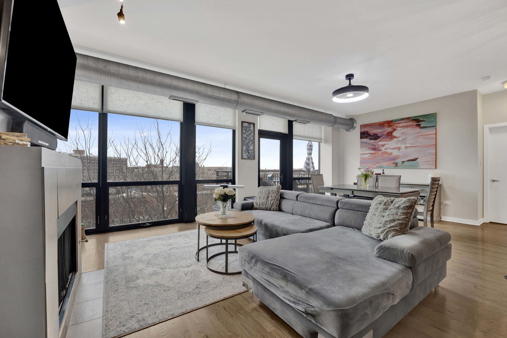 1151 West 15th Street, Unit 401 Chicago, IL 60608 - Photo 2 of 22