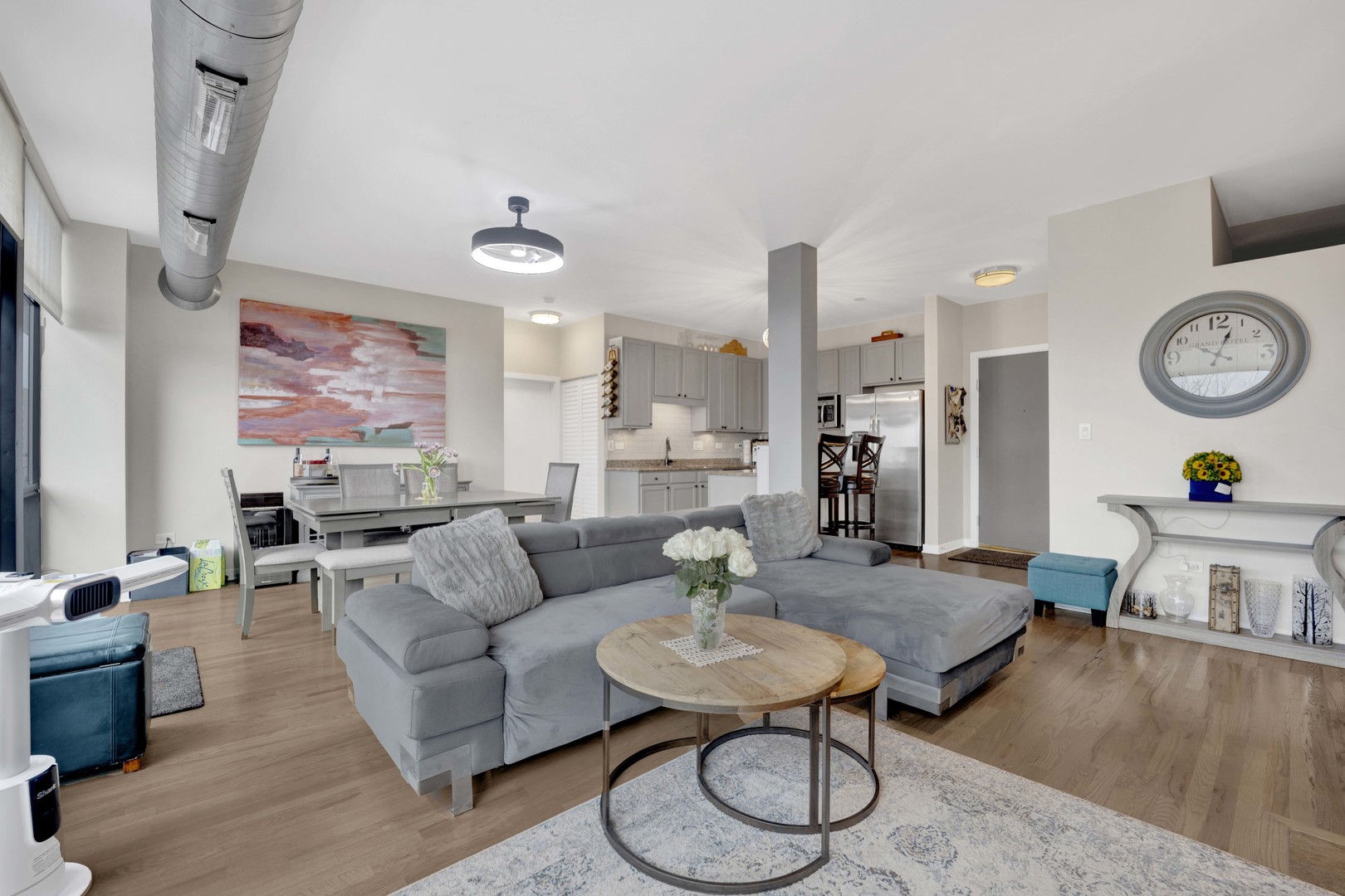 1151 West 15th Street, Unit 401 Chicago, IL 60608 - Photo 4 of 22