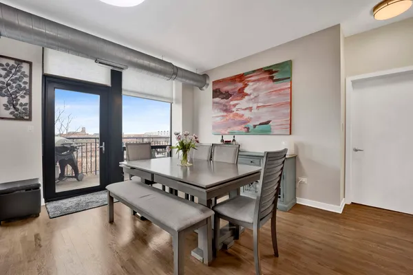 $419,999 | 1151 West 15th Street, Unit 401, Chicago, IL 60608