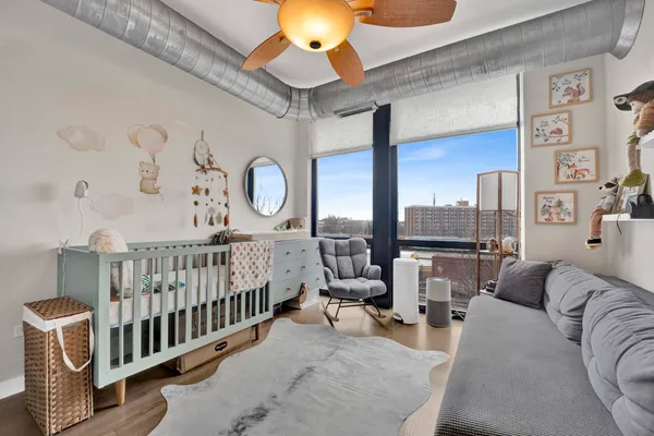 $419,999 | 1151 West 15th Street, Unit 401, Chicago, IL 60608