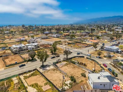 $1,295,000 | 14839 Sunset Boulevard, Pacific Palisades, CA 90272