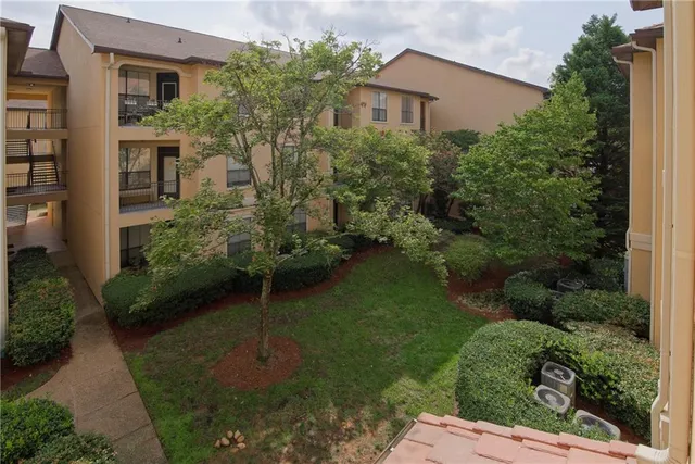 $2,000 | 3777 Peachtree Road Northeast, Unit 1338, Atlanta, GA 30319