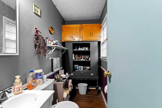 $190,000 | 1074 South Avon Avenue, Avon, IN 46123