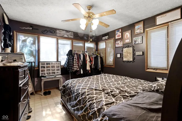 $190,000 | 1074 South Avon Avenue, Avon, IN 46123