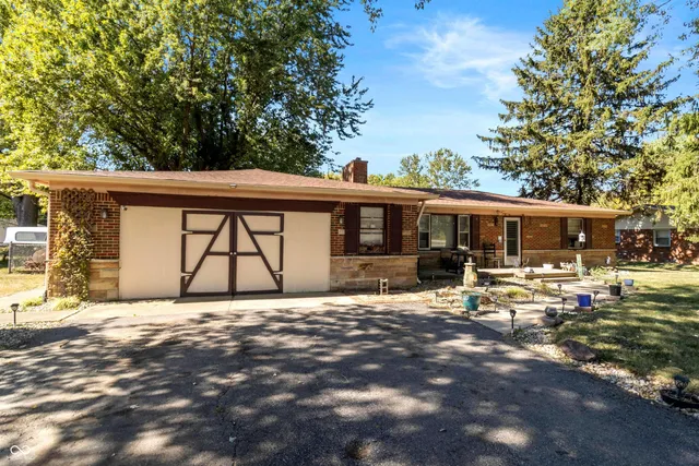 $190,000 | 1074 South Avon Avenue, Avon, IN 46123