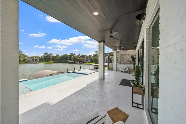 $1,089,000 | 14924 Diamondhead Road, Montgomery, TX 77356