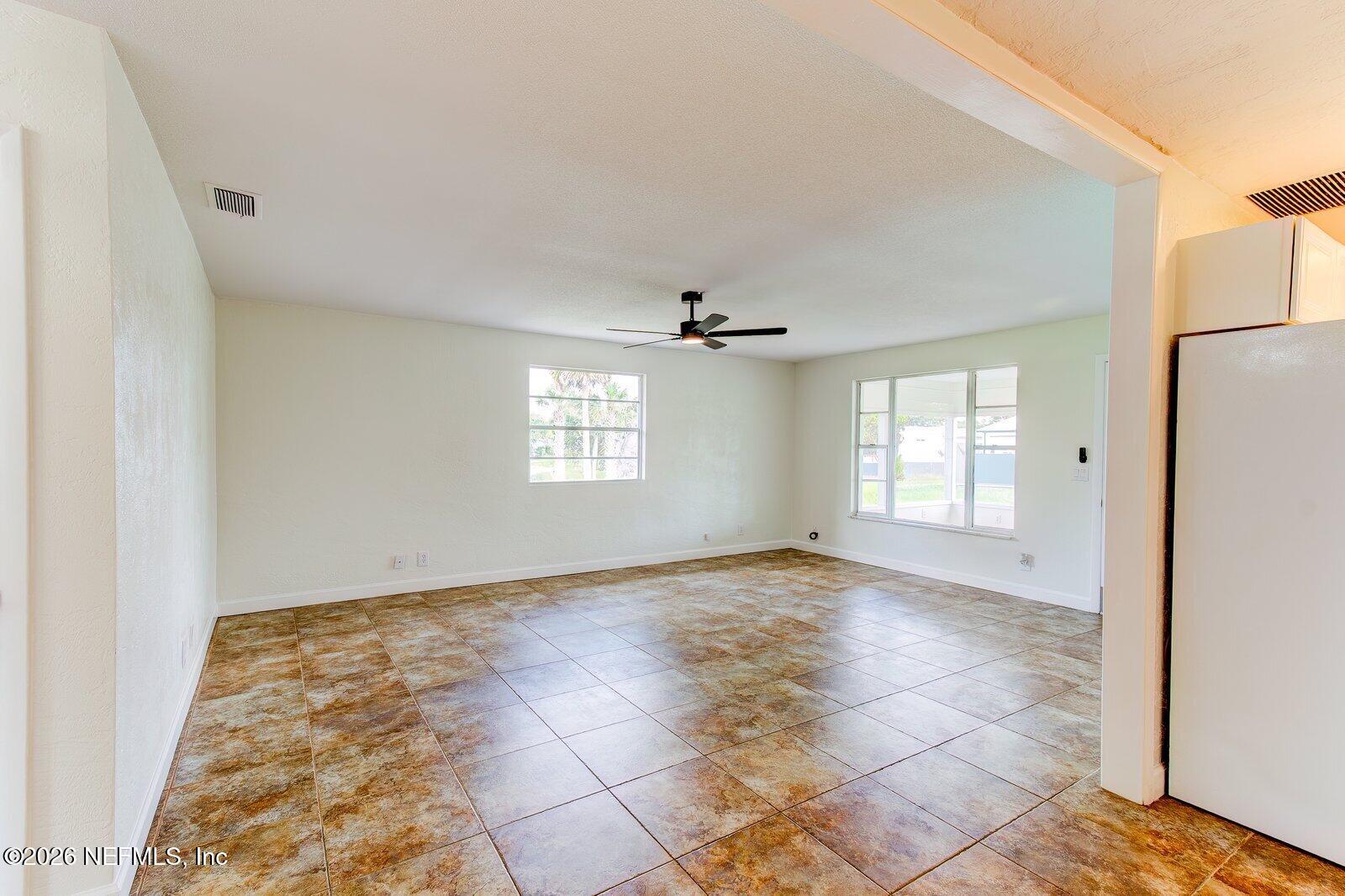 129 Holland Road Ormond Beach, FL 32176 - Photo 10 of 16 129 Holland Rd.-INT-11