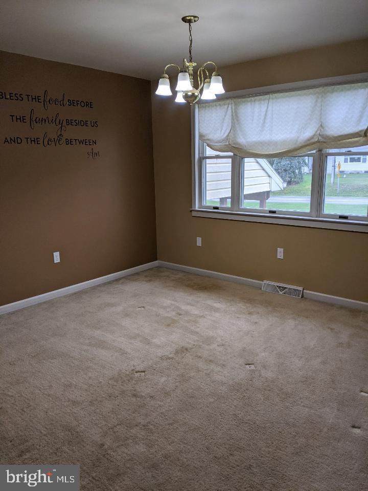 365 Codorus Furnace Road Mount Wolf, PA 17347 - Photo 11 of 43 Formal Dining