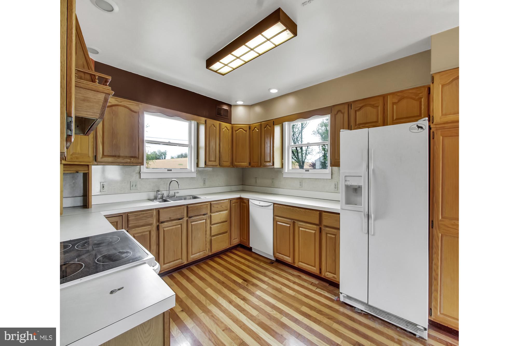 365 Codorus Furnace Road Mount Wolf, PA 17347 - Photo 13 of 43 Kitchen