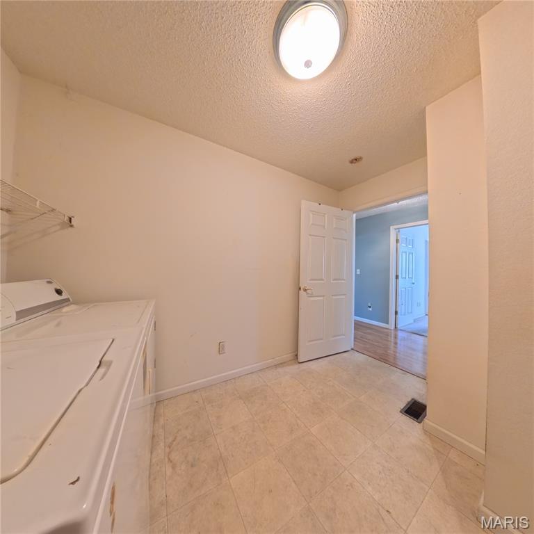 6 Cat Tail Court Belleville, IL 62223 - Photo 19 of 45