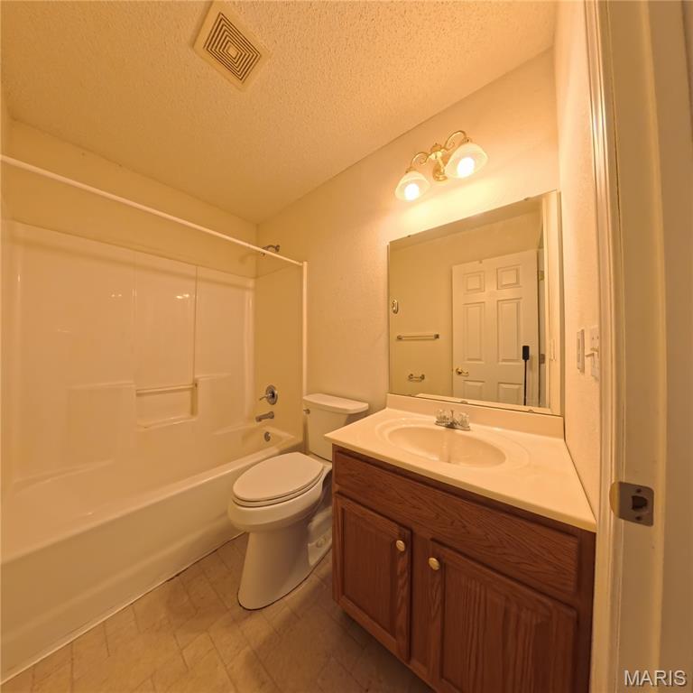 6 Cat Tail Court Belleville, IL 62223 - Photo 20 of 45