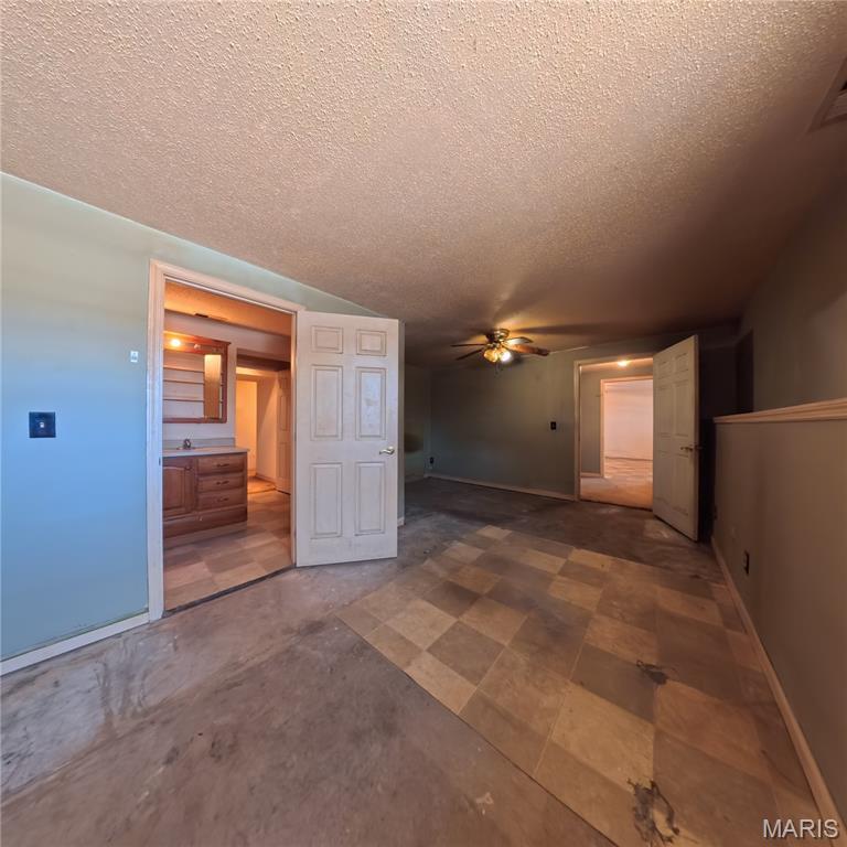 6 Cat Tail Court Belleville, IL 62223 - Photo 39 of 45