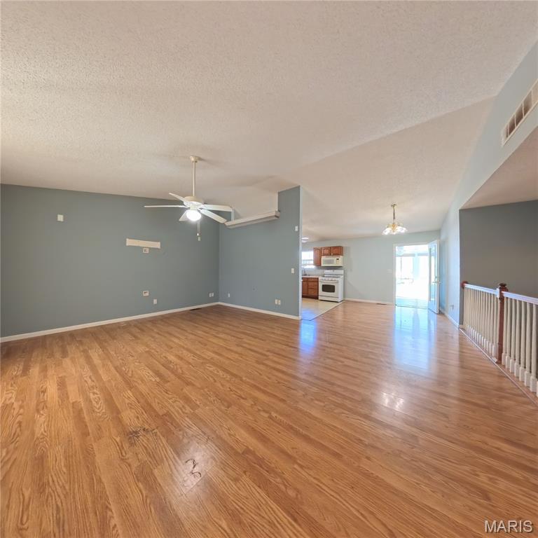 6 Cat Tail Court Belleville, IL 62223 - Photo 4 of 45