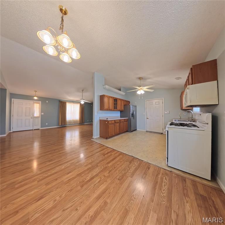 6 Cat Tail Court Belleville, IL 62223 - Photo 9 of 45