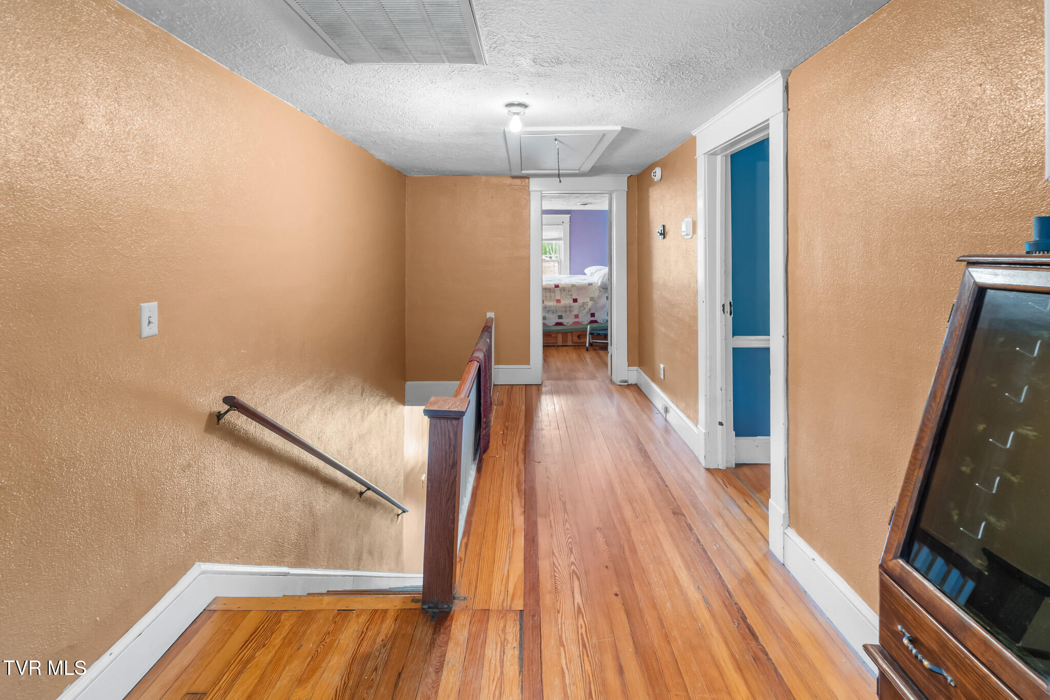 1411 Island Road Bristol, VA 24201 - Photo 20 of 46 DSC08603