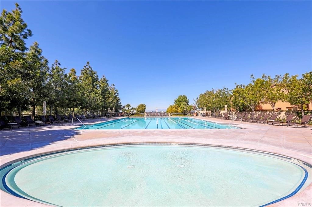 39 Whitehall Newport Beach, CA 92660 - Photo 35 of 35 a view of a basket ball ground