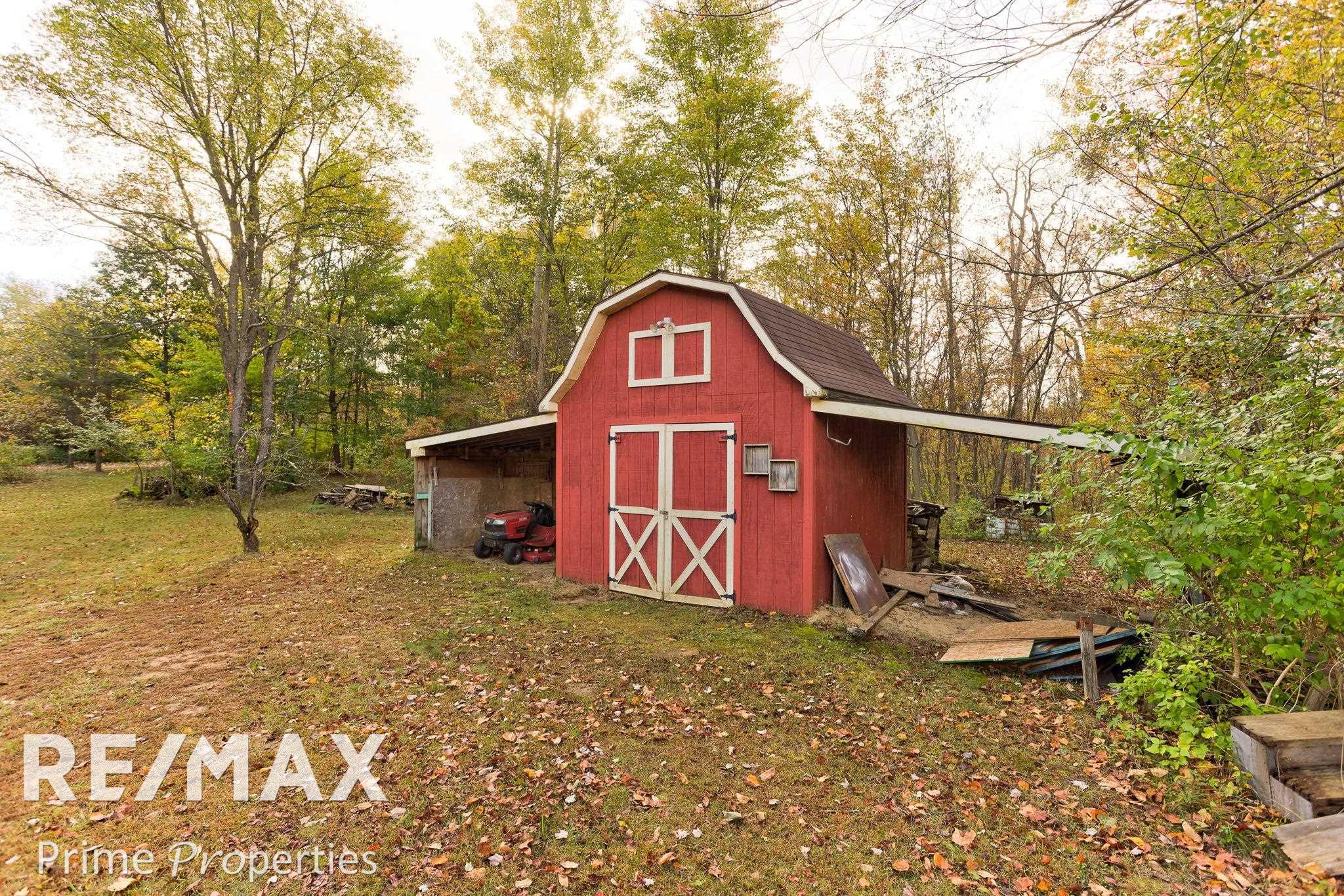 5285 Brown Road Millington, MI 48746 - Photo 39 of 61 50157895-a0fbdf34-95f1-40eb-879f-c328e94ba07b.JPG