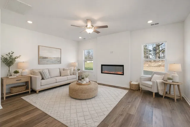 $367,520 | 2260 Ireland Way, Clarksville, TN 37042