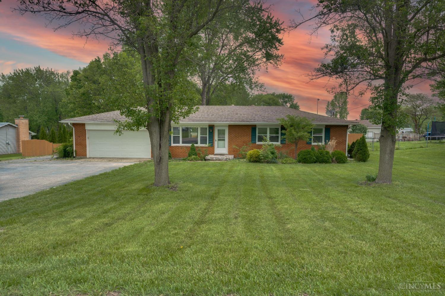 5982 Decker Road Franklin, OH 45005 - Photo 1 of 22 Gallery Image 1