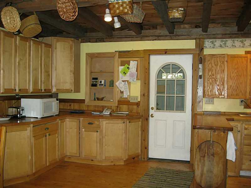 35 Western County Road Penobscot, ME 04476 - Photo 8 of 29 Kitchen.