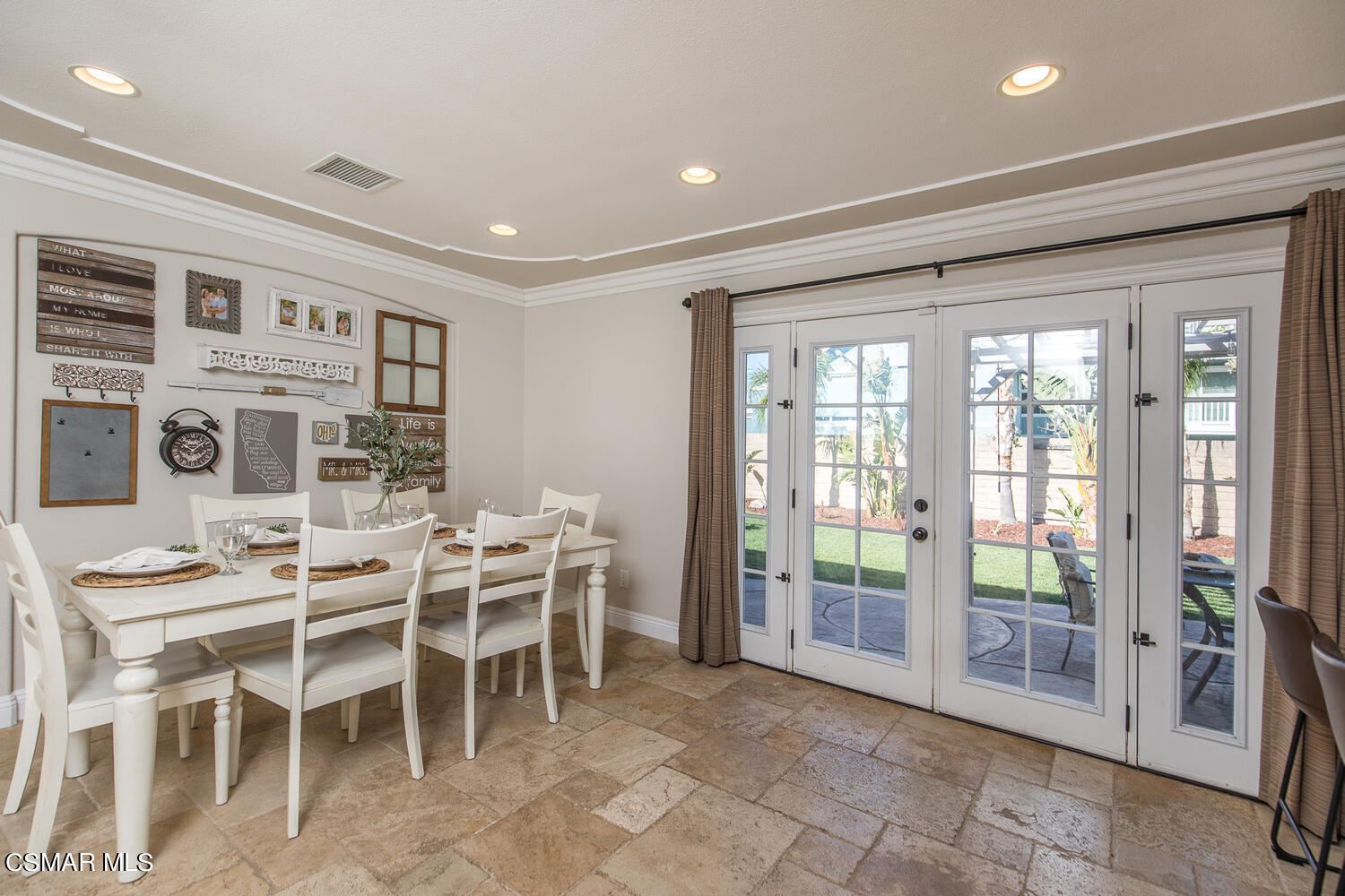 1871 Edgewood Drive Simi Valley, CA 93063 - Photo 15 of 26 a dining room with a table and chairs