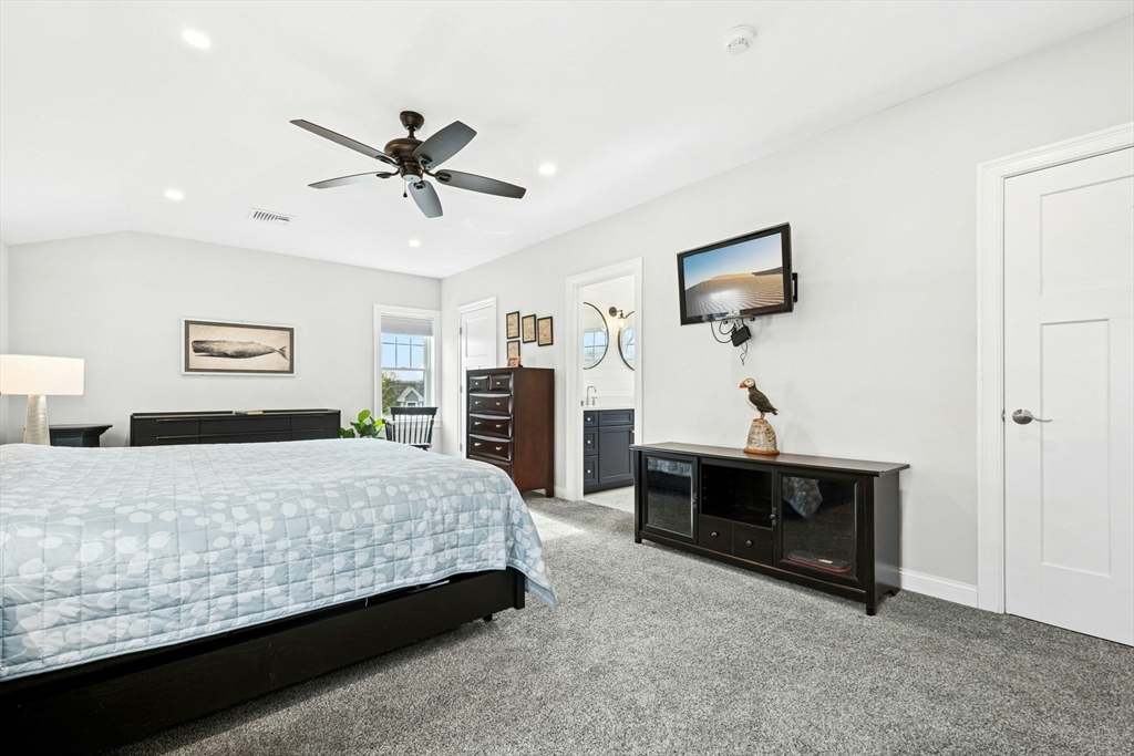 46 Tilden Road Scituate, MA 02066 - Photo 23 of 42