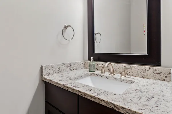 $492,000 | 2757 Nicole Circle, Aurora, IL 60502