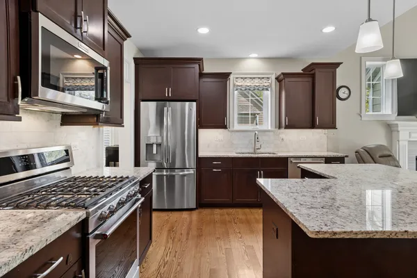 $492,000 | 2757 Nicole Circle, Aurora, IL 60502