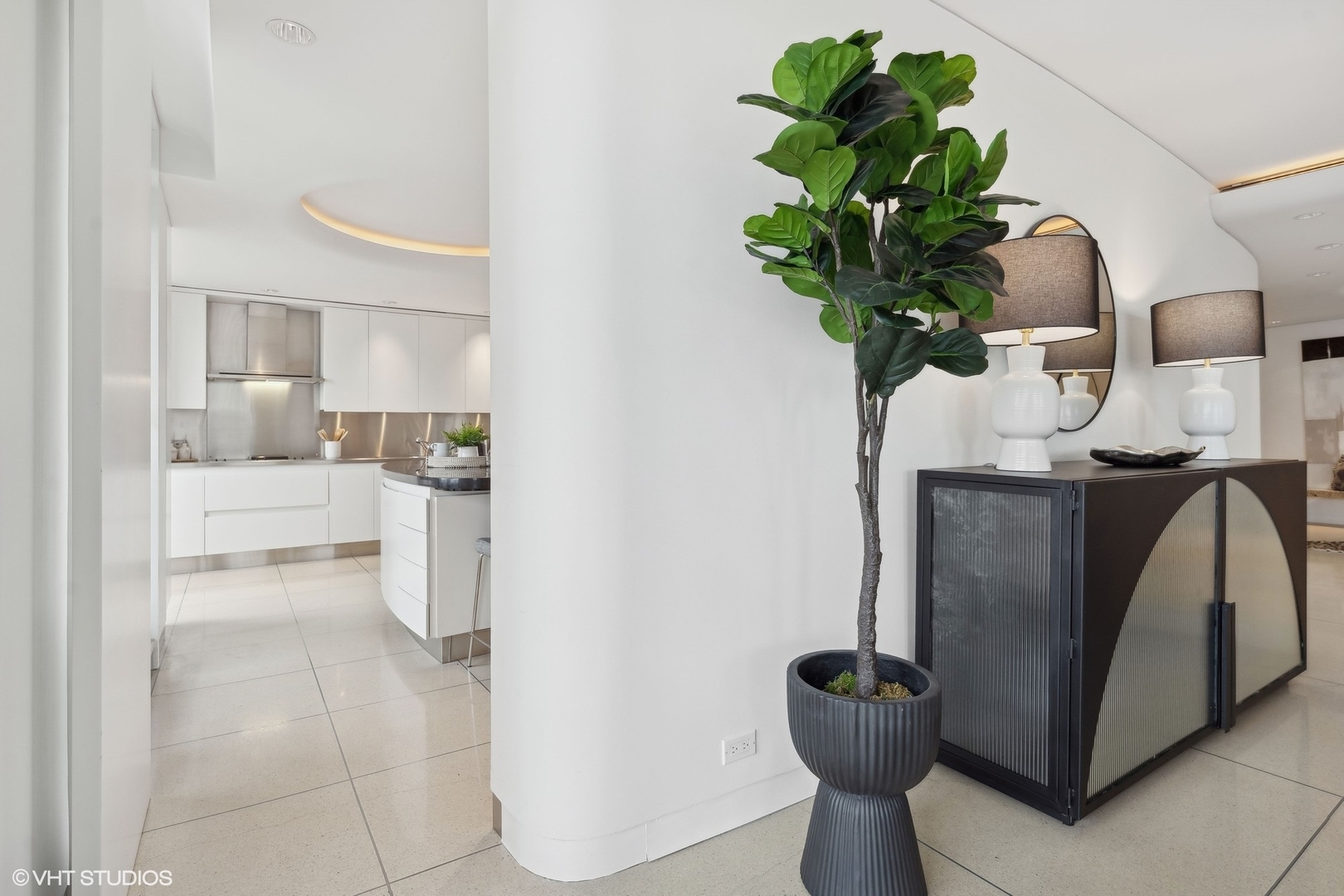 1040 North Lake Shore Drive, Unit 4D Chicago, IL 60611 - Photo 11 of 48