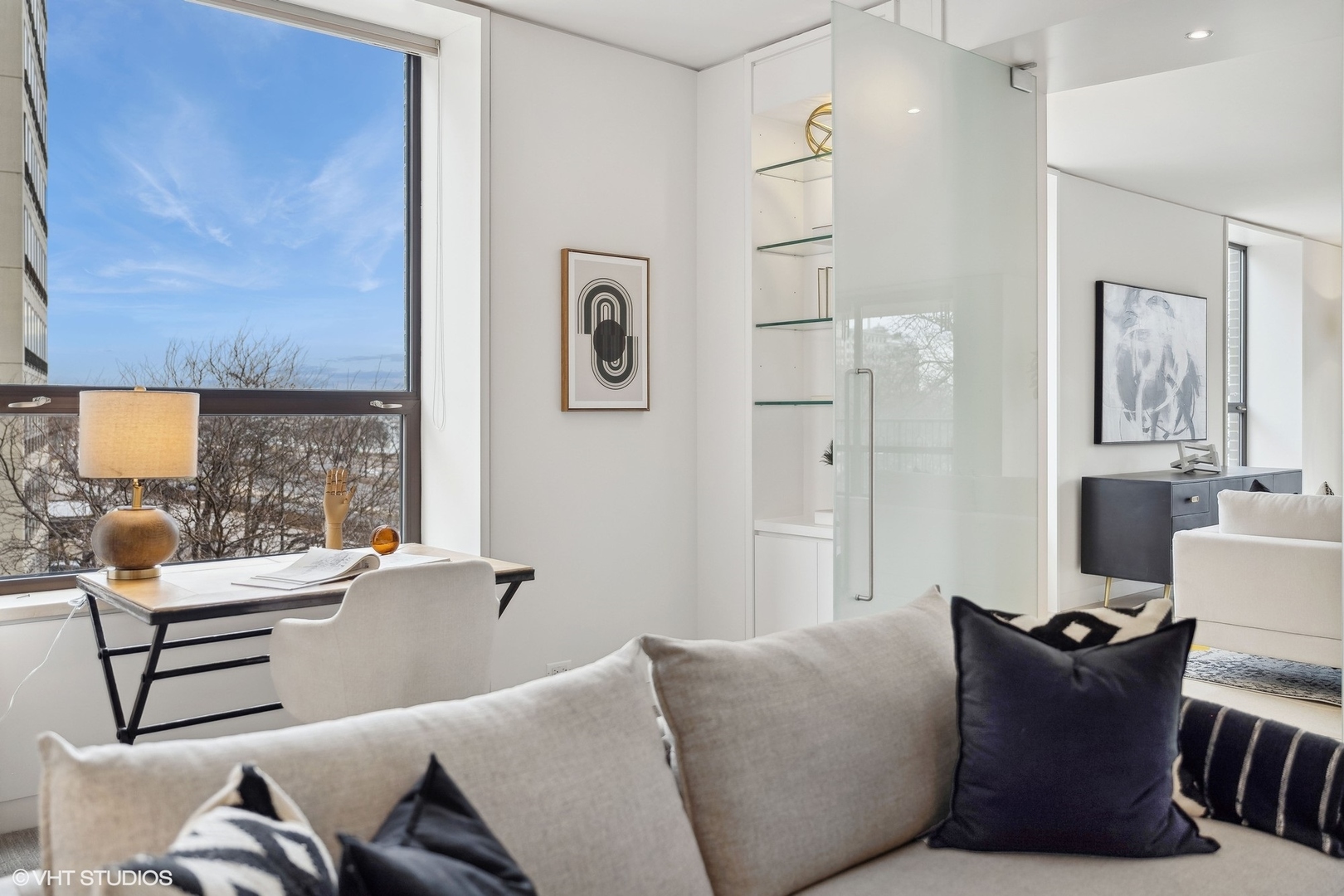 1040 North Lake Shore Drive, Unit 4D Chicago, IL 60611 - Photo 21 of 48