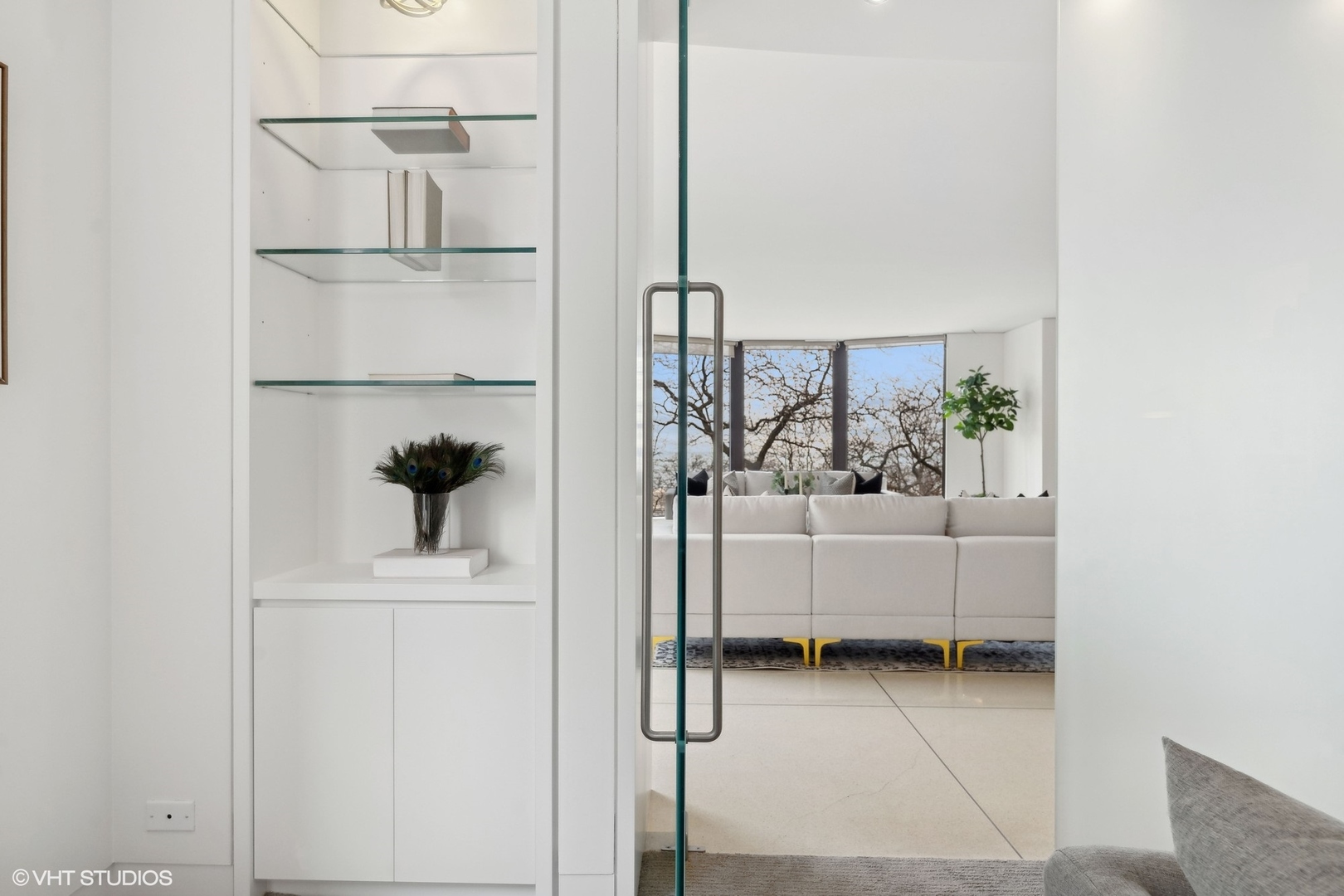 1040 North Lake Shore Drive, Unit 4D Chicago, IL 60611 - Photo 22 of 48