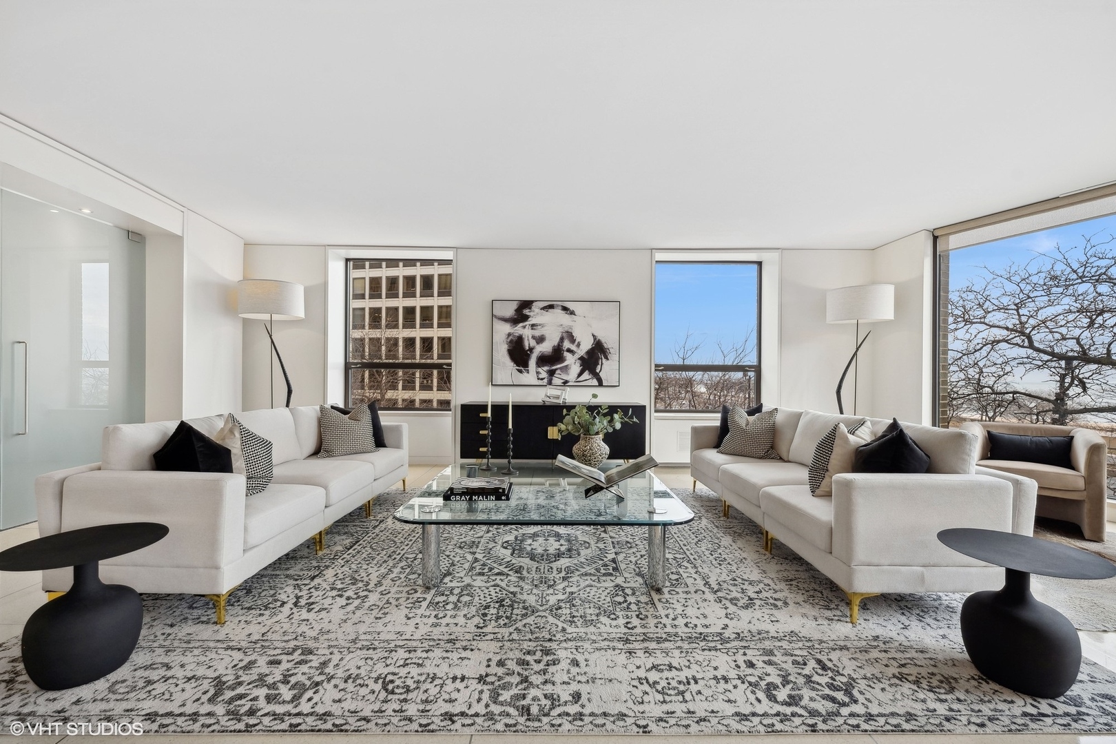 1040 North Lake Shore Drive, Unit 4D Chicago, IL 60611 - Photo 7 of 48