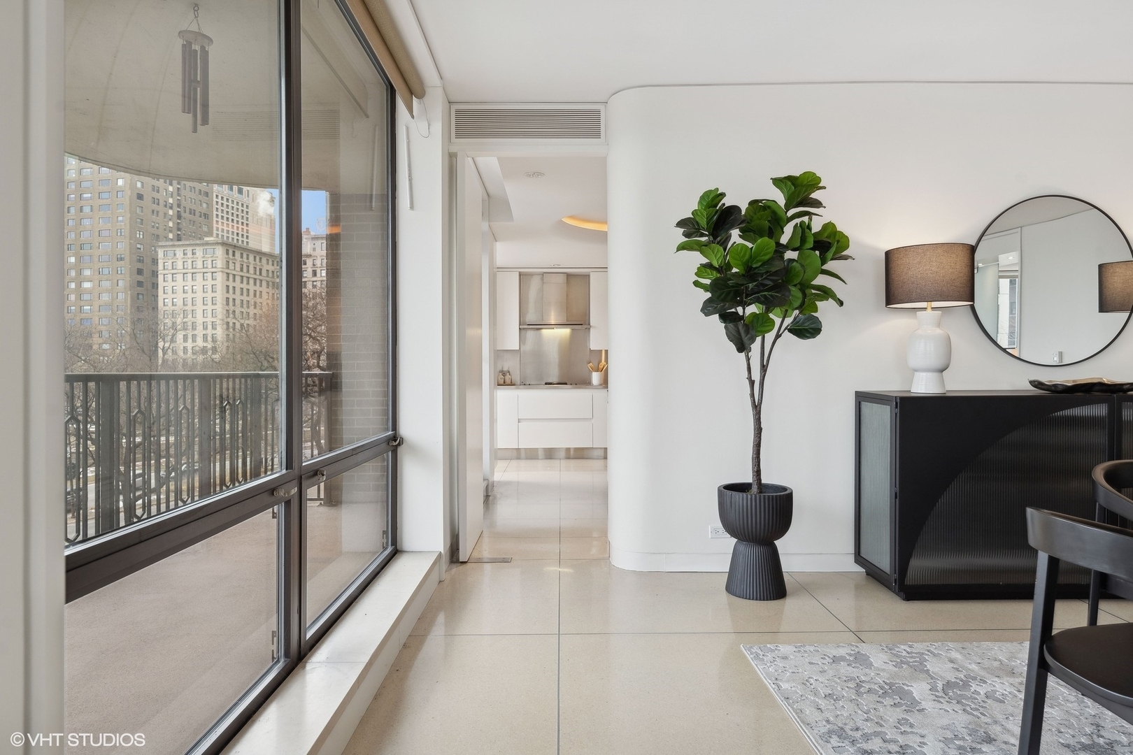 1040 North Lake Shore Drive, Unit 4D Chicago, IL 60611 - Photo 10 of 48