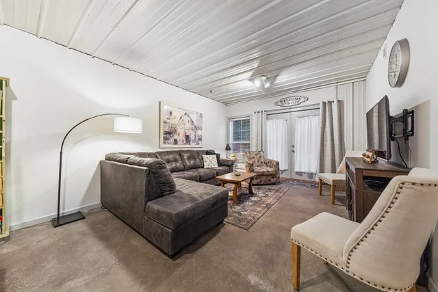 $1,495,000 | 4955 Highway 70 West, Dickson, TN 37055