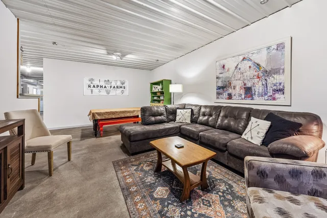 $1,495,000 | 4955 Highway 70 West, Dickson, TN 37055