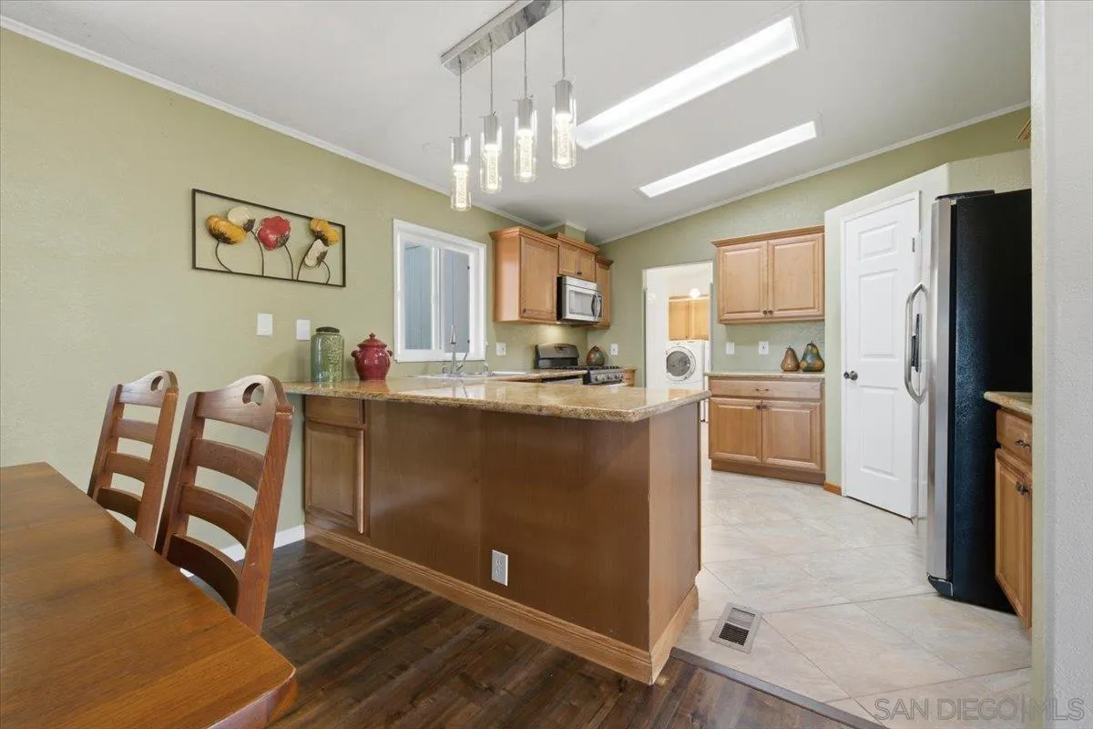 15935 Spring Oaks Road, Unit 57 El Cajon, CA 92021 - Photo 11 of 35