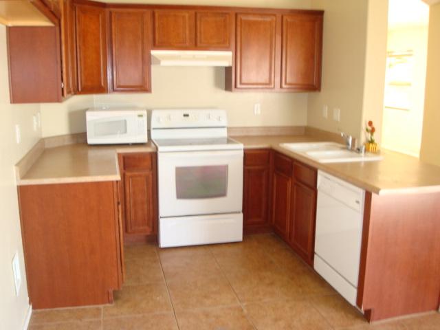 5111 West Pecan Road Laveen, AZ 85339 - Photo 4 of 7 kitchen