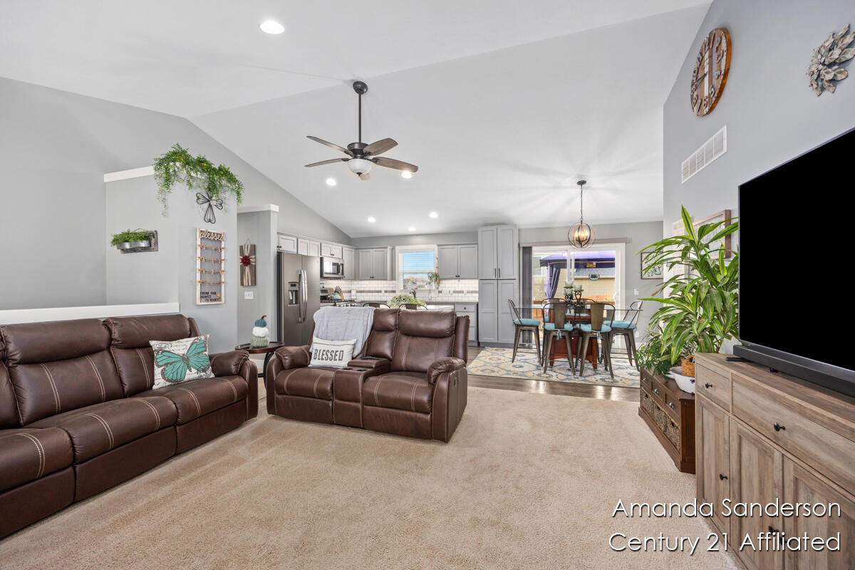 10491 Rockfield Road Allendale, MI 49401 - Photo 5 of 21 IMG_1004