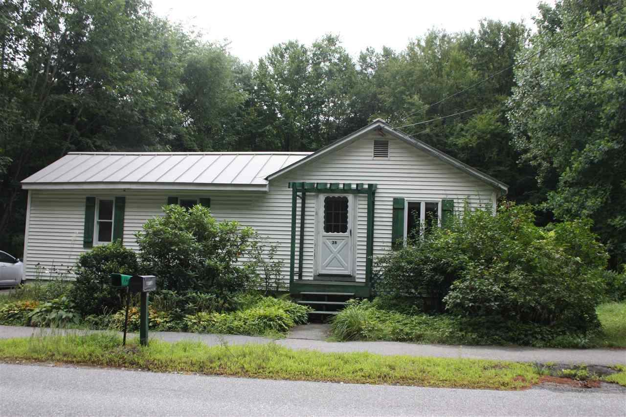 28 Old Walpole Road Keene, NH 03431 - Photo 2 of 24
