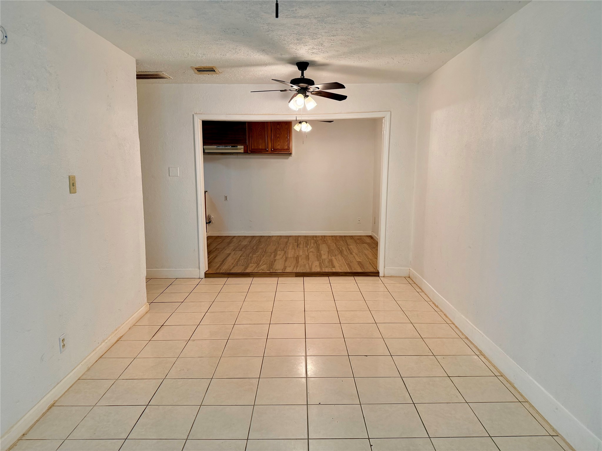 10618 Leitrim Way Houston, TX 77047 - Photo 3 of 13 a view of an empty room