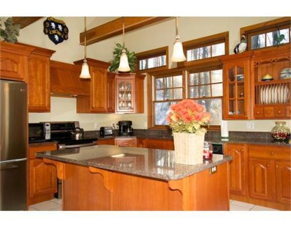 694 C Main Street Boxford, MA 01921 - Photo 4 of 22 Gallery Image 4