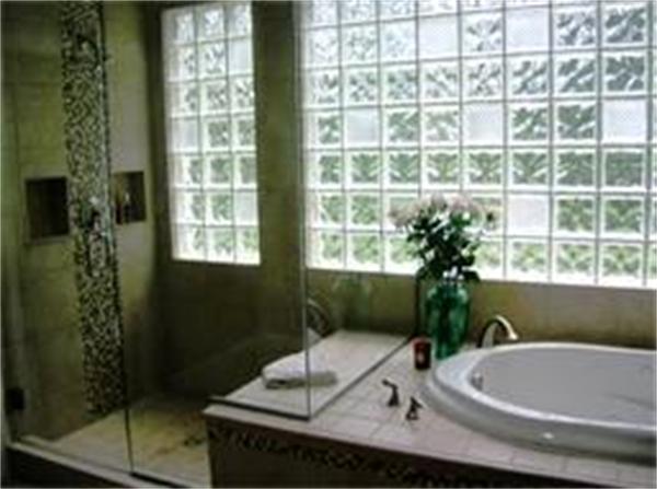 694 C Main Street Boxford, MA 01921 - Photo 8 of 22 Gallery Image 8