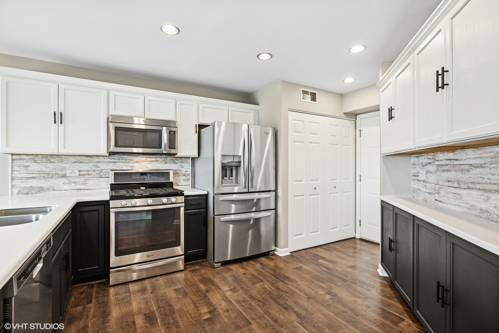 11009 Cape Cod Lane Huntley, IL 60142 - Photo 4 of 19