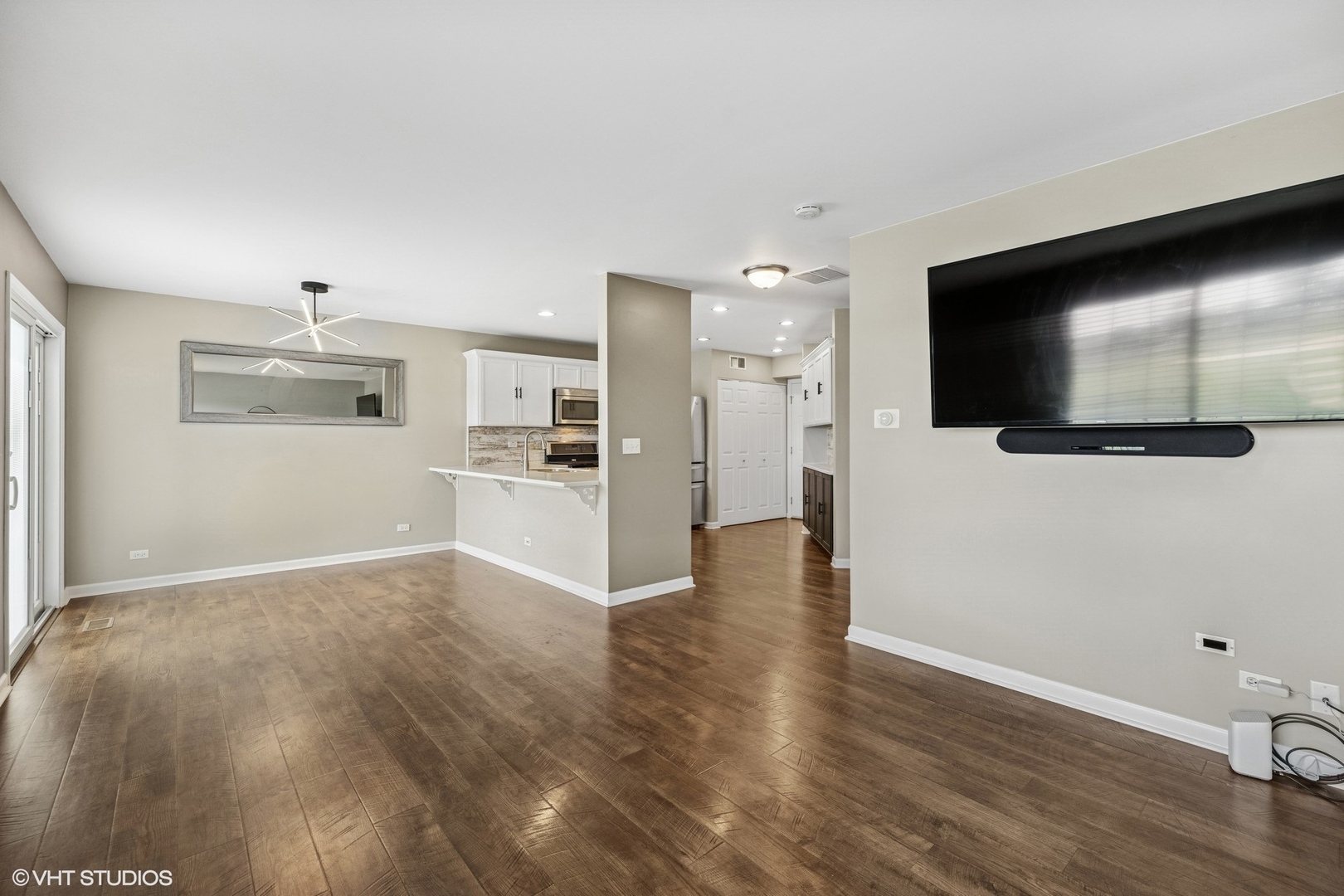 11009 Cape Cod Lane Huntley, IL 60142 - Photo 8 of 19