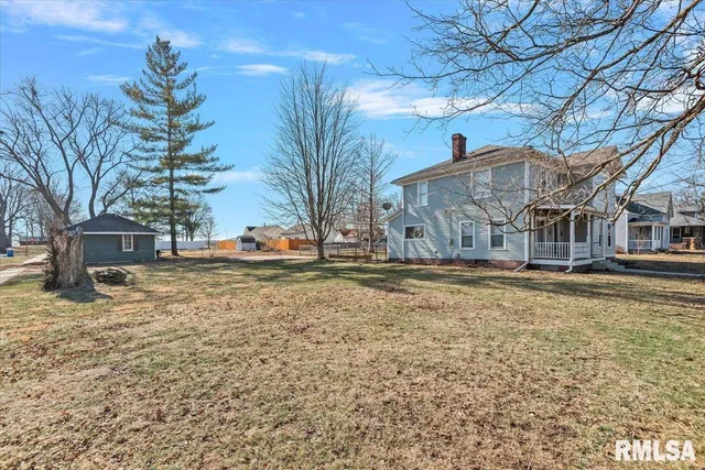 $129,900 | 313 West Van Buren Street, Greenview, IL 62642