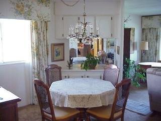 137 Parque Playa Rohnert Park, CA 94928 - Photo 3 of 8 Gallery Image 3