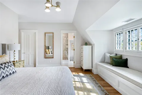 $8,250,000 | 7 Red Cross Avenue, Newport, RI 02840