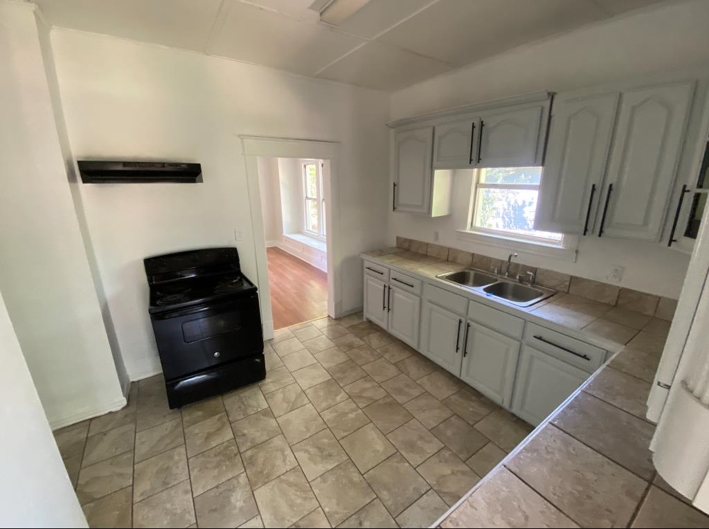 2039 12th Street Port Arthur, TX 77640 - Photo 5 of 7