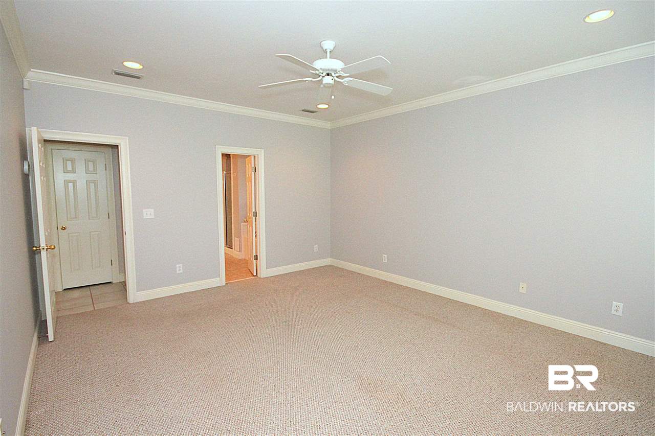 30283 Green Court Daphne, AL 36527 - Photo 21 of 40 Master Bedroom